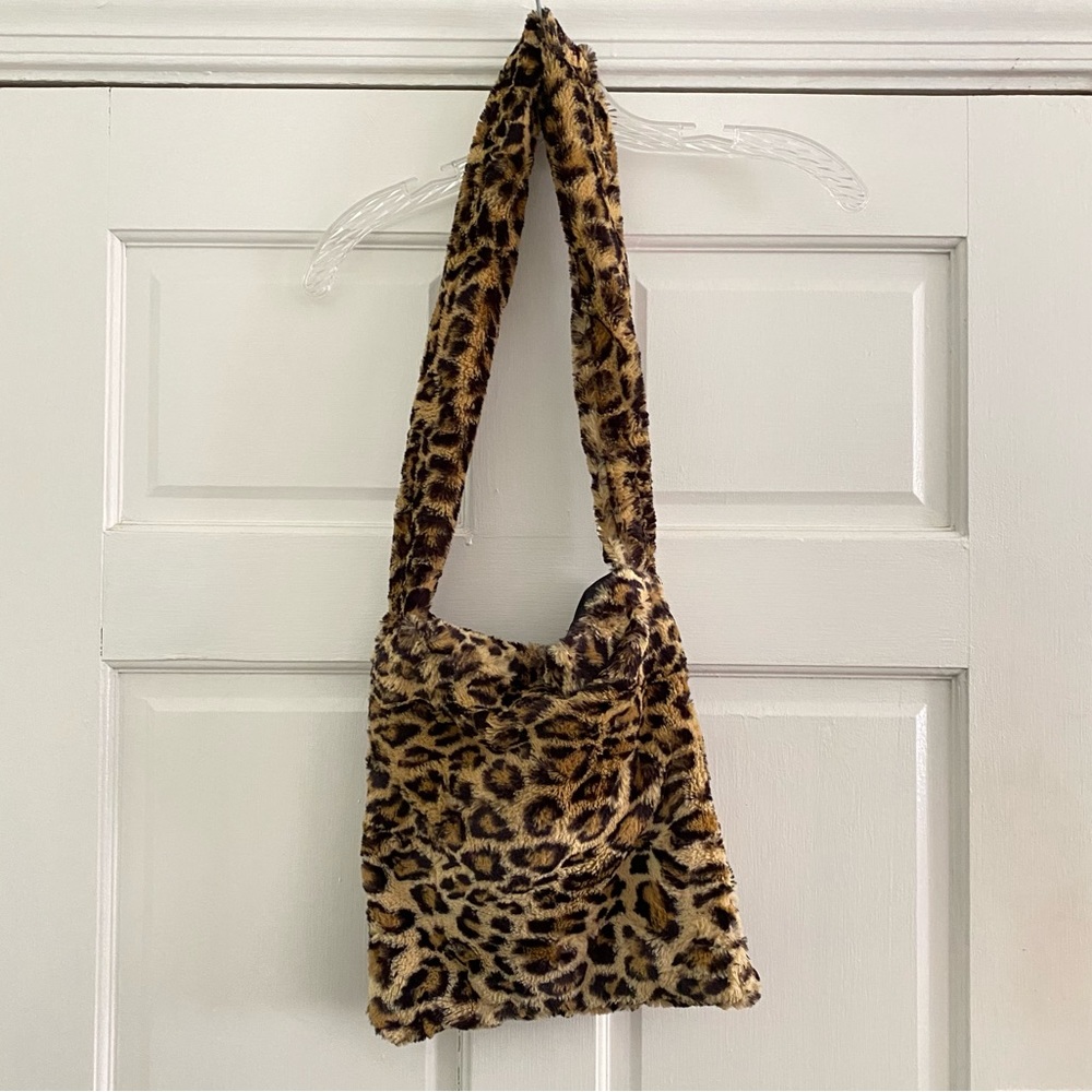 Faux Fur Leopard Print Handbag Tote Brown Black Super Soft Lined Snap Close
